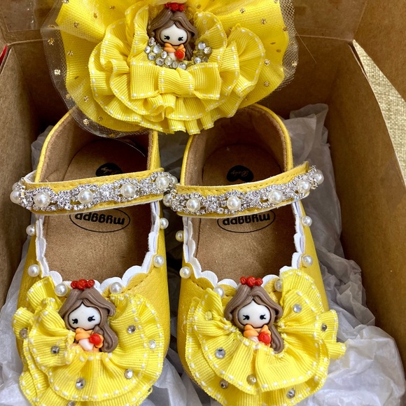 Belle Baby Shoes (Beaty and The Beast) - Picture 2 of 8